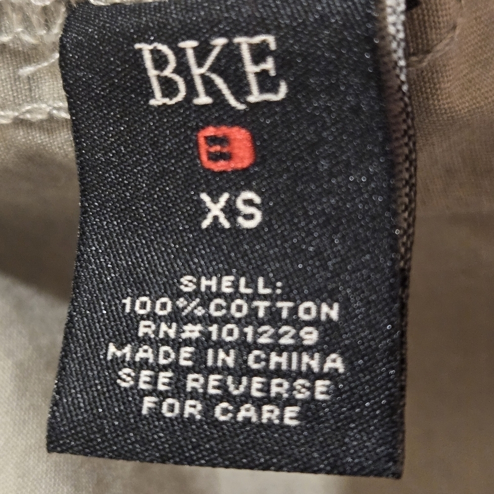 BKE Embroidered Floral Cargo Utility Button Up Jacket Size XS - Picture 9 of 13